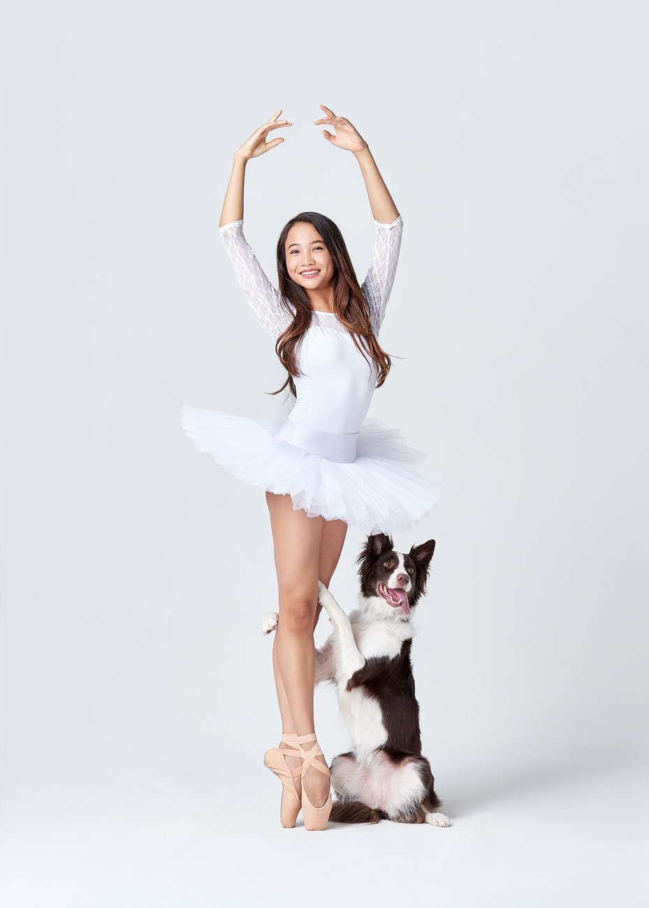Dancers_and_Dogs_12
