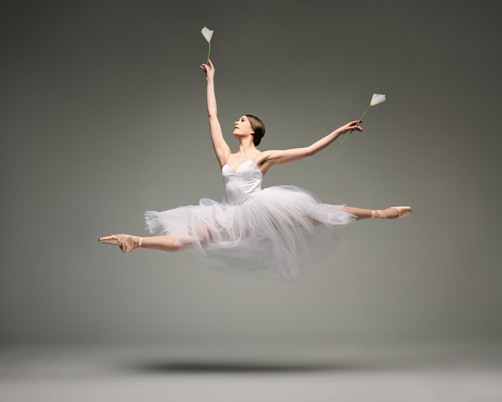 Saint Louis ballet marketing image for Giselle in 2017.